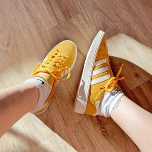 Adidas yellow shoes mens size 7.5